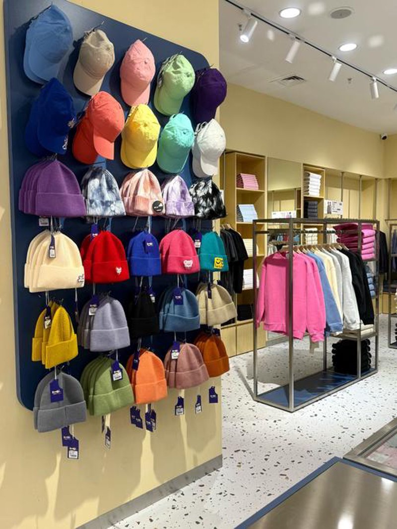 哈尔滨道外区服装店：时尚潮流的缩影