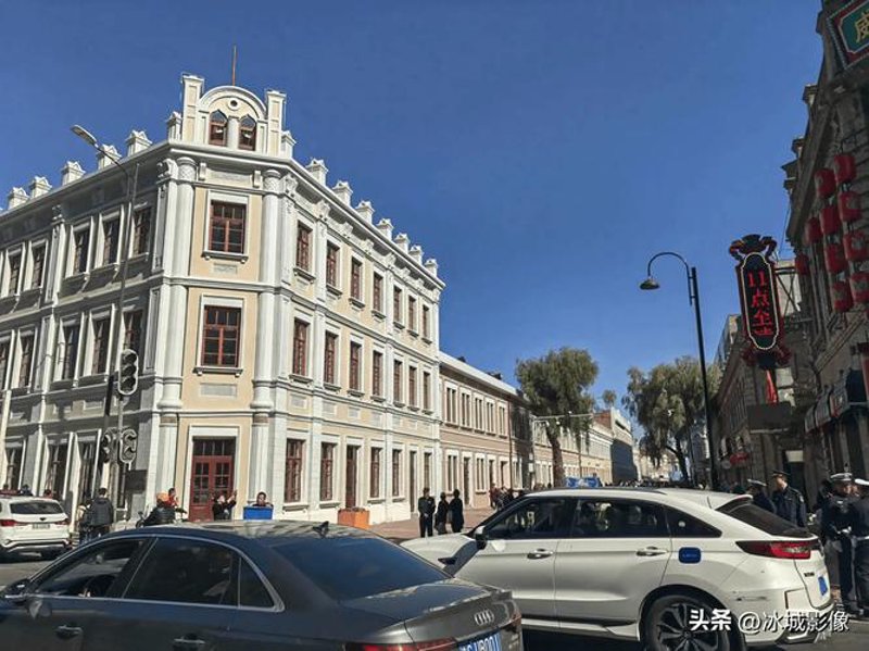 封泽金服装品牌洞察：时尚与创新并行的行业趋势